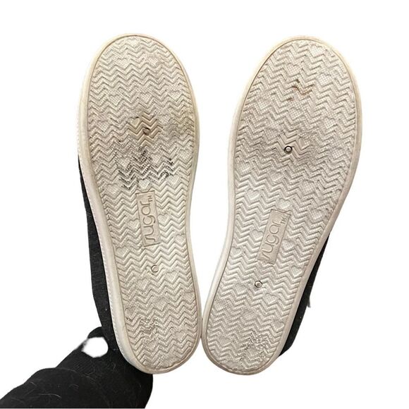 3 for $30! Sugar memory foam sneakers. Size 8 - Picture 6 of 7